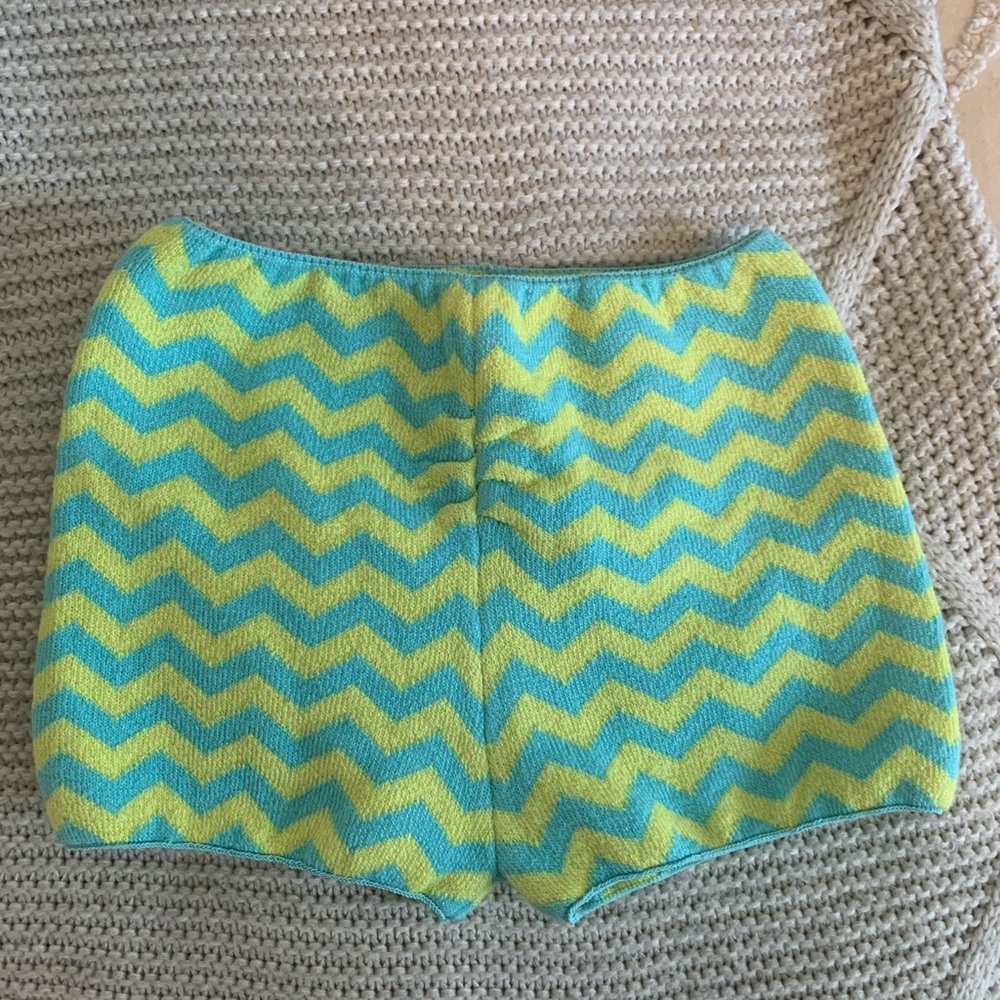 Girls capezio dance shorts- never worn